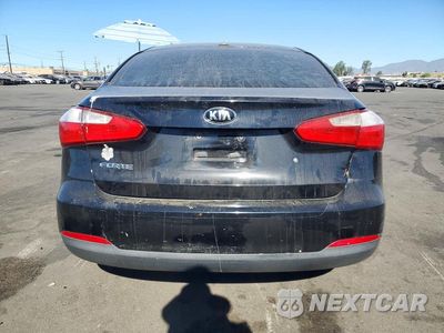 Zdjęcie 6 z 12 samochodu: 2015 KIA FORTE LX VIN:KNAFK4A67F5421334 - miniatura