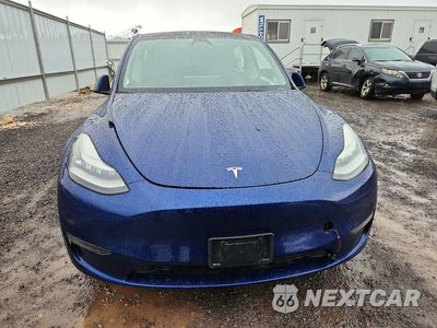 Piąte zdjęcie samochodu w środku: 2022 TESLA MODEL Y VIN:7SAYGDEE9NF371583 - miniatura