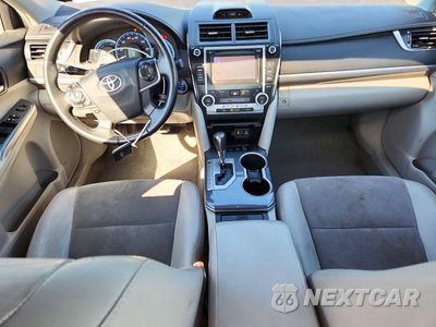 Zdjęcie 8 z 12 samochodu: 2013 TOYOTA CAMRY HYBRID XLE VIN:4T1BD1FK1DU095917 - miniatura