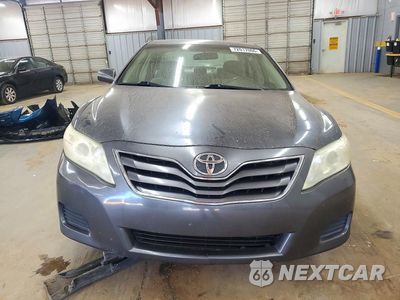 Piąte zdjęcie samochodu w środku: 2010 TOYOTA CAMRY LE VIN:4T1BF3EK2AU043683 - miniatura