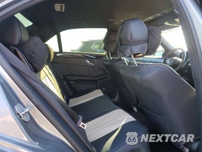 Zdjęcie 10 z 12 samochodu: 2010 MERCEDES-BENZ E 350 VIN:WDDHF5GB1AA118193 - miniatura