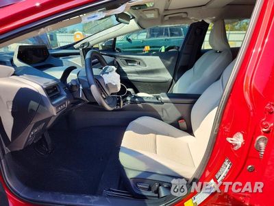 Zdjęcie 7 z 12 samochodu: 2024 TOYOTA PRIUS LIMITED VIN:JTDACAAUXR3047082 - miniatura