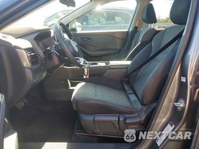Zdjęcie 7 z 14 samochodu: 2021 NISSAN ROGUE S VIN:5N1AT3AA6MC784625 - miniatura