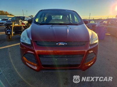 Piąte zdjęcie samochodu w środku: 2015 FORD ESCAPE S VIN:1FMCU0F78FUA76214 - miniatura