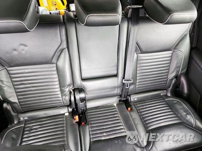 Zdjęcie 10 z 13 samochodu: 2017 LAND ROVER DISCOVERY HSE VIN:SALRRBBV5HA027047 - miniatura