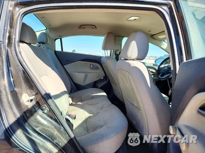 Zdjęcie 10 z 12 samochodu: 2017 KIA RIO LX VIN:KNADM4A34H6048581 - miniatura