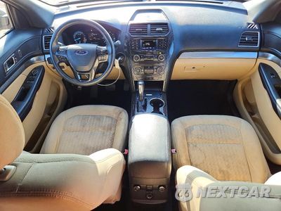 Zdjęcie 8 z 13 samochodu: 2017 FORD EXPLORER VIN:1FM5K8B82HGC80438 - miniatura