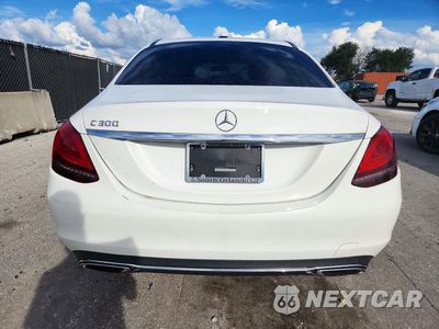 Zdjęcie 6 z 13 samochodu: 2019 MERCEDES-BENZ C 300 VIN:55SWF8DB5KU315186 - miniatura