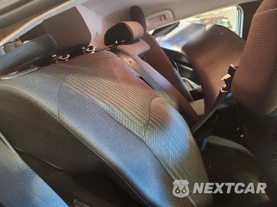 Zdjęcie 10 z 12 samochodu: 2021 TOYOTA PRIUS PRIME LE VIN:JTDKAMFP3M3186817 - miniatura