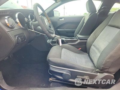 Zdjęcie 7 z 13 samochodu: 2009 FORD MUSTANG VIN:1ZVHT80N795132142 - miniatura