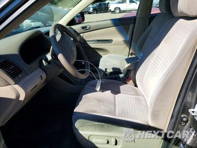 Zdjęcie 7 z 12 samochodu: 2006 TOYOTA CAMRY LE VIN:4T1BE32K66U714058 - miniatura