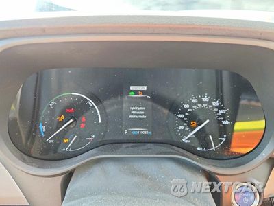 Zdjęcie 9 z 13 samochodu: 2023 TOYOTA SIENNA XLE VIN:5TDJSKFC2PS103343 - miniatura
