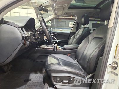 Zdjęcie 7 z 13 samochodu: 2018 AUDI Q7 PREMIUM PLUS VIN:WA1LABF79JD030404 - miniatura