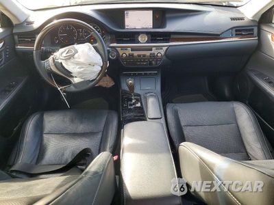 Zdjęcie 8 z 13 samochodu: 2013 LEXUS ES 350 VIN:JTHBK1GG6D2084023 - miniatura