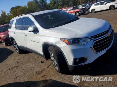 Czwarte zdjęcie samochodu z boku: 2018 CHEVROLET TRAVERSE LT VIN:1GNEVHKW7JJ237482 - miniatura