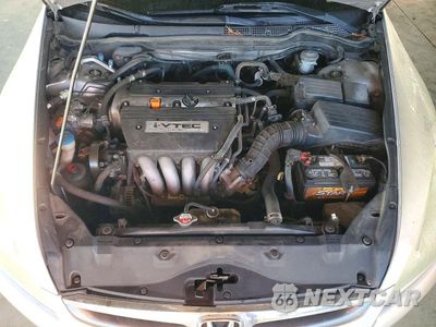 Zdjęcie 11 z 13 samochodu: 2006 HONDA ACCORD EX VIN:1HGCM56766A064387 - miniatura