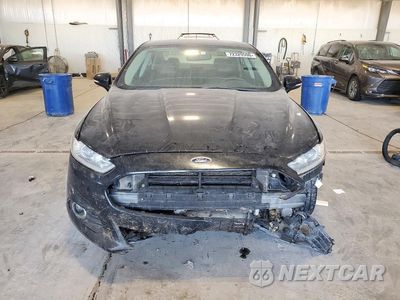 Piąte zdjęcie samochodu w środku: 2014 FORD FUSION SE VIN:1FA6P0HD7E5402949 - miniatura