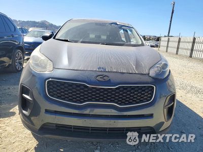 Piąte zdjęcie samochodu w środku: 2017 KIA SPORTAGE LX VIN:KNDPM3ACXH7118430 - miniatura
