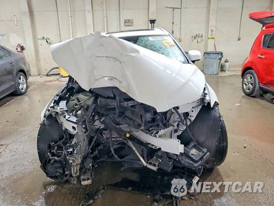 Piąte zdjęcie samochodu w środku: 2022 VOLVO XC60 T8 RECHARGE INSCRIPTION EXPRES VIN:YV4H60DZ8N1045857 - miniatura