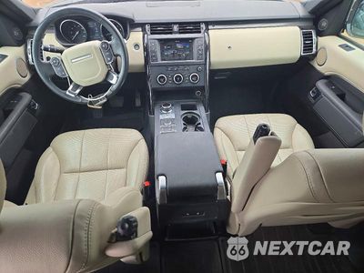 Zdjęcie 8 z 13 samochodu: 2017 LAND ROVER DISCOVERY SE VIN:SALRGBBV5HA022775 - miniatura