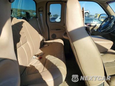 Zdjęcie 10 z 12 samochodu: 2001 DODGE RAM 2500 VIN:1B7KF23W81J562341 - miniatura
