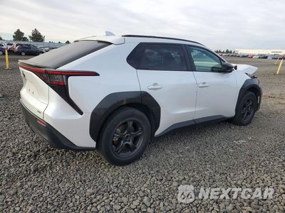 Trzecie zdjęcie samochodu z tyłu: 2023 TOYOTA BZ4X XLE VIN:JTMABACA2PA015077 - miniatura