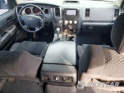 Zdjęcie 8 z 12 samochodu: 2013 TOYOTA TUNDRA CREWMAX SR5 VIN:5TFDY5F12DX321946 - miniatura