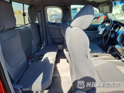 Zdjęcie 10 z 12 samochodu: 2011 TOYOTA TACOMA V6 VIN:5TFUU4EN0BX008031 - miniatura
