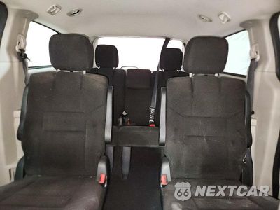 Zdjęcie 10 z 13 samochodu: 2012 DODGE GRAND CARAVAN SXT VIN:2C4RDGCGXCR247680 - miniatura