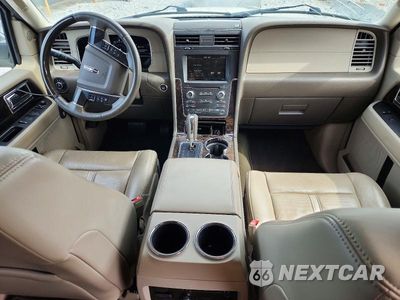 Zdjęcie 8 z 13 samochodu: 2015 LINCOLN NAVIGATOR VIN:5LMJJ2HT5FEJ11630 - miniatura