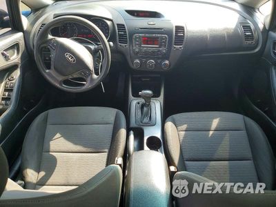 Zdjęcie 8 z 12 samochodu: 2014 KIA FORTE LX VIN:KNAFX4A6XE5236369 - miniatura