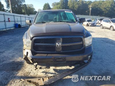 Piąte zdjęcie samochodu w środku: 2017 RAM 1500 ST VIN:1C6RR6KG0HS505280 - miniatura