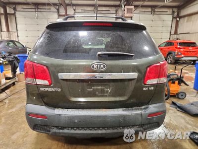 Zdjęcie 6 z 12 samochodu: 2013 KIA SORENTO EX VIN:5XYKUDA28DG329193 - miniatura