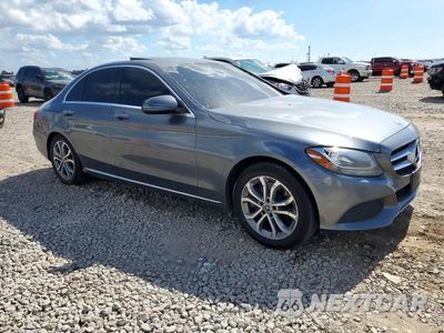 Czwarte zdjęcie samochodu z boku: 2018 MERCEDES-BENZ C 300 4MATIC VIN:55SWF4KB5JU249362 - miniatura
