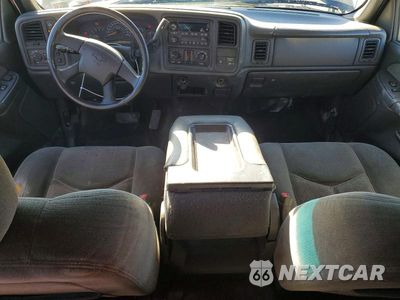 Zdjęcie 8 z 13 samochodu: 2003 CHEVROLET SILVERADO K2500 HEAVY DUTY VIN:1GCHK29U53E144455 - miniatura