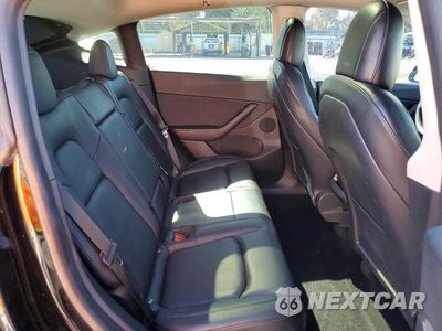 Zdjęcie 11 z 13 samochodu: 2022 TESLA MODEL Y VIN:7SAYGDEE2NF352079 - miniatura