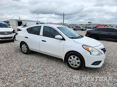 Czwarte zdjęcie samochodu z boku: 2017 NISSAN VERSA 1.6 S PLUS VIN:3N1CN7AP1HL852278 - miniatura