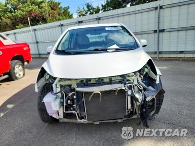 Piąte zdjęcie samochodu w środku: 2014 NISSAN VERSA NOTE SV VIN:3N1CE2CP2EL417118 - miniatura