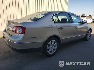 Trzecie zdjęcie samochodu z tyłu: 2006 VOLKSWAGEN PASSAT 2.0T VIN:WVWAK73C16E055288 - miniatura