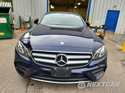 Piąte zdjęcie samochodu w środku: 2017 MERCEDES-BENZ E 300 4MATIC VIN:WDDZF4KB5HA221245 - miniatura
