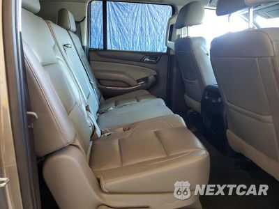 Zdjęcie 11 z 13 samochodu: 2019 CHEVROLET SUBURBAN K1500 LT VIN:1GNSKHKC7KR373096 - miniatura