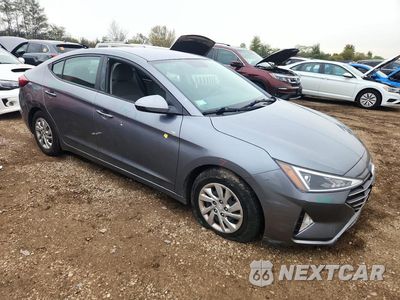 Czwarte zdjęcie samochodu z boku: 2019 HYUNDAI ELANTRA SE VIN:KMHD74LFXKU811834 - miniatura