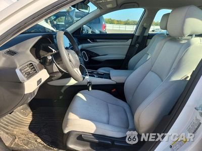 Zdjęcie 7 z 12 samochodu: 2021 HONDA ACCORD LX VIN:1HGCV1F19MA028384 - miniatura