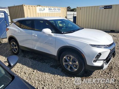 Czwarte zdjęcie samochodu z boku: 2026 CHEVROLET BLAZER 2LT VIN:3GNKBCR43TS149548 - miniatura
