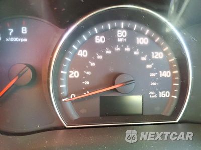 Zdjęcie 9 z 13 samochodu: 2015 KIA SORENTO LX VIN:5XYKT4A67FG592543 - miniatura