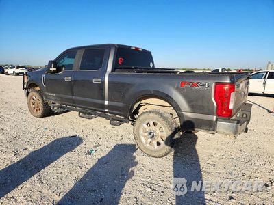Drugie zdjęcie samochodu z przodu: 2017 FORD F250 SUPER DUTY VIN:1FT7W2BT9HEC48312 - miniatura