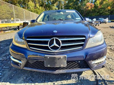 Piąte zdjęcie samochodu w środku: 2014 MERCEDES-BENZ C 300 4MATIC VIN:WDDGF8AB0EG221923 - miniatura
