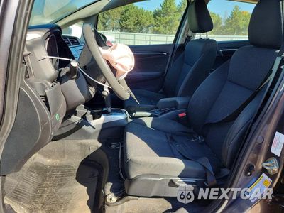 Zdjęcie 7 z 12 samochodu: 2019 HONDA FIT LX VIN:3HGGK5H4XKM743277 - miniatura