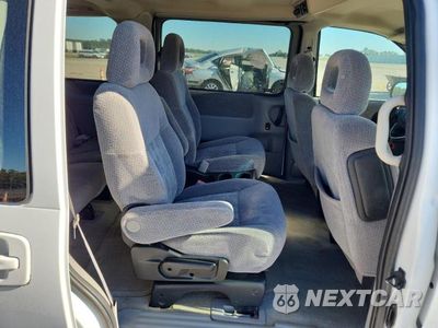 Zdjęcie 11 z 13 samochodu: 2002 PONTIAC MONTANA VIN:1GMDX03E32D119270 - miniatura
