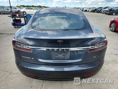 Zdjęcie 6 z 12 samochodu: 2016 TESLA MODEL S VIN:5YJSA1E10GF133480 - miniatura